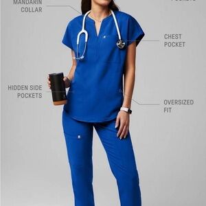 Fabletics Women's Royal Blue Scrub Set